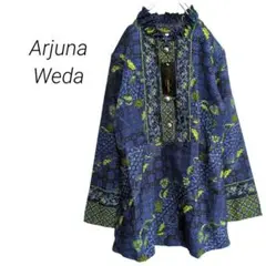新品/襟フリルフレアスリーブチュニック 総柄シャツ ボタニカル ブラウス 金釦
