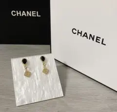 【新品】CHANEL ノベルティチャームピアス