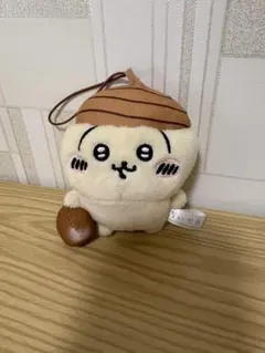 ちいかわ　どんぐり帽子マスコット　うさぎ