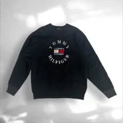 T-142 TOMMY HILFIGER ブラック ロゴ トレーナー Lサイズ