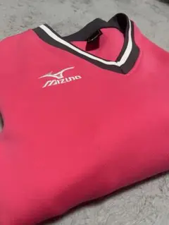 ミズノのVネック長袖トレーナー