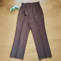 Diosfront センタープレスセミワイドパンツ　ブラウン（M）