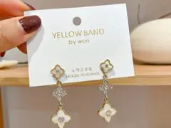 3連フラワー ピアス