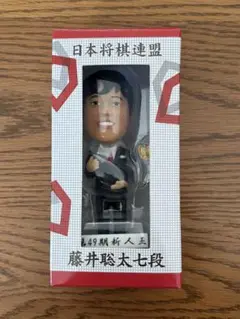 藤井聡太七段　ボブルヘッドドール Amazon | 藤井聡太 藤井 聡太 七段 ボブルヘッド