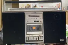BlackCat専用CF-3800 CFS-V8赤ソニーSONY ラジカセ動作品 Yahoo!オークション - X823 希少 ソニーSONY ZX-3 FM/AM