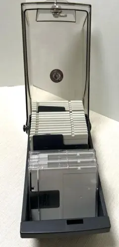 230 MB MOディスク未使用バラ18枚 Disk Box(キー付き) I④