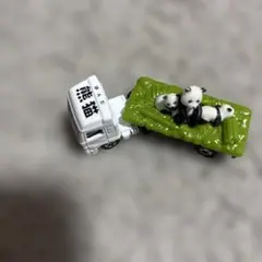 トミカ No.3 動物運搬車パンダトラック