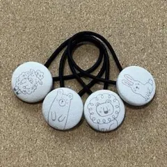 くるみボタンのヘアゴム 685