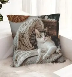 クッションカバー　猫R13　キジ白　刺繍風　４５ｃｍ　猫の雑貨　HANAKO