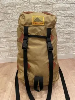 Item thumbnail for item 5b194de1-d1e3-478d-88d5-6228355f6280