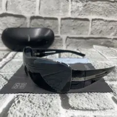 Item thumbnail for item d6e264c9-f4f9-4bbe-bb93-d98822b741cc