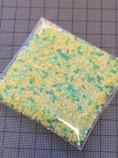 5831 シードビーズ 丸小 35g