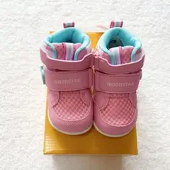 Item thumbnail for item 201f0496-e82f-4d62-832f-bfe22fc772cc