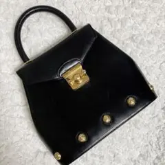 サルヴァトーレフェラガモ ハンドバッグ パンプス金具 レザー 黒 ブラック