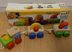 PLAN TOYS 　木のおもちゃ　列車　Happy Engine　51110