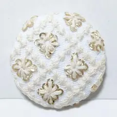 インド刺繍　№2139　白スパンコール　㊳ミリ　ヘアゴム・ブローチ　くるみボタン