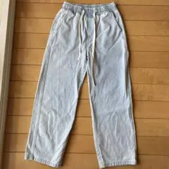デニムパンツ　ストレートジーンズ　S