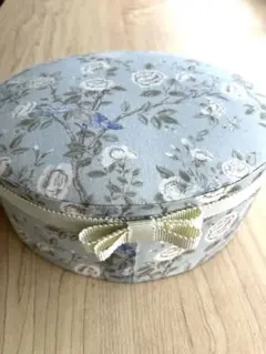 ハンドメイド　カルトナージュ　BOX