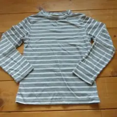 長袖カットソー グレーと白のストライプ 130㎝