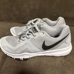 NIKEスニーカー25.5 美品