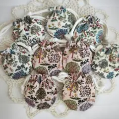 ハンドメイド　まんまる巾着袋　９点セット　アール・ヌーヴォー