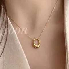 ヘビロテ❤︎オーバルネックレス　ゴールド　ステンレス　韓国　ペンダント　シンプル