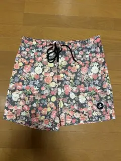 VONZIPPER 花柄ショートパンツ(サイズ30)