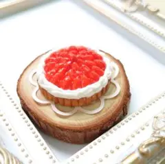 ミニチュアケーキ いちごタルト