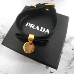 美品 PRADA プラダ ブラック レザーブレスレット