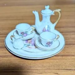ミニチュア　ティーセット