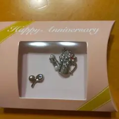 ジョウロとバルーンのピンバッチ