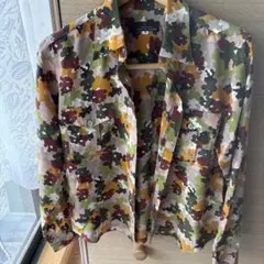 yoshie inaba イナバヨシエ　花柄シャツブラウス　シルク
