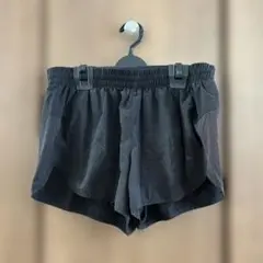 PUMA(プーマ)　スポーツウェア　黒　Mサイズ