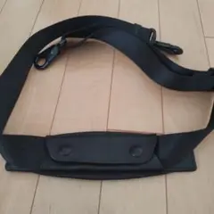TUMI ブラック ショルダーストラップ