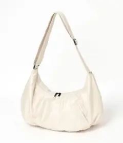 ハーフムーンショルダーBAG LOWRYSFARM