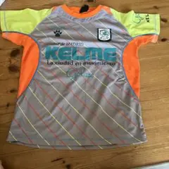 サッカーシャツ