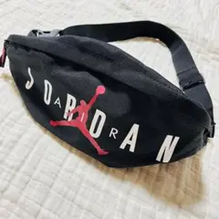 【エアジョーダン】NIKE クロスボディバック ショルダーバック ロゴ ブラック
