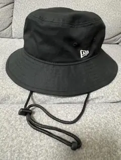 New Era ブラック バケットハットL-XL
