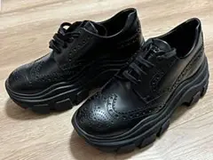 PRADA ダットシューズ 本革 ブラック