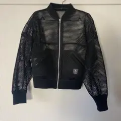 ストューシー トップス