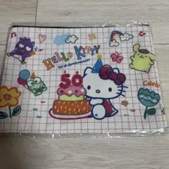 ハローキティ 50周年ポーチ