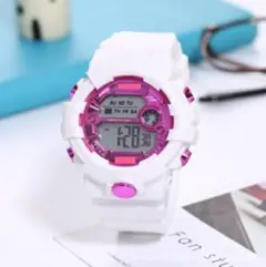 新品メンズ レディースu0026ボーイズ ガールズ✨ 腕時計デジタル多機能LEDピンク