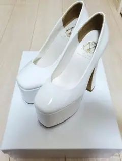 モンレーヴ　23センチ　12センチヒール　ウエディングシューズ　ホワイト モンレーヴ 23センチ 12センチヒール ウエディングシューズ ホワイト