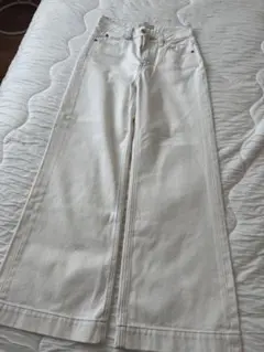 フレアデニムパンツ