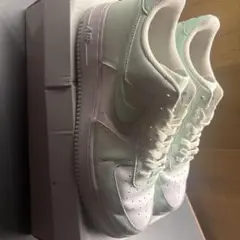 Nike Air Force 1 ミントグリーン