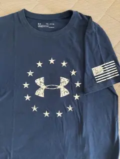US アンダーアーマー Tシャツ