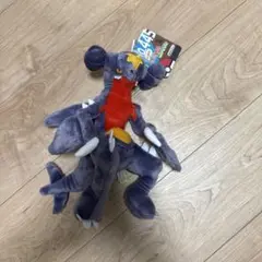 ガブリアス　ぬいぐるみ