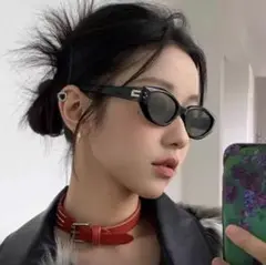 ★早い者勝ち★オーバル　UV　レディース　ブラック　シンプル　サングラス　人気