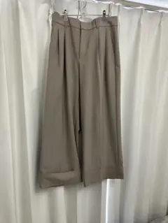 ロールアップスラックス　アイボリー　ベージュ系