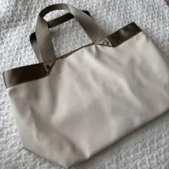 アイボリー 合成皮革 トートバッグ